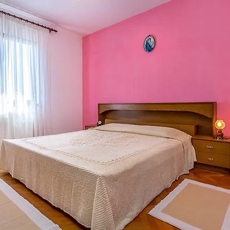 Armanda Apartment *